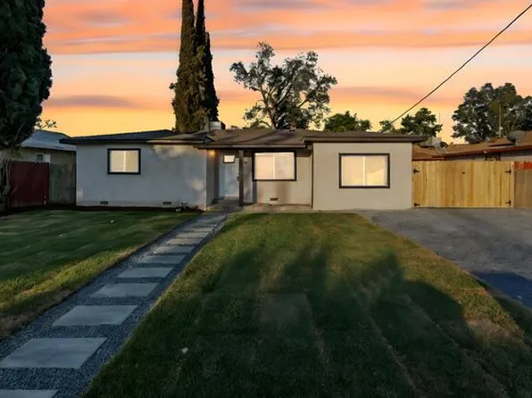 916 N Mooney Boulevard, Visalia, CA 93291
