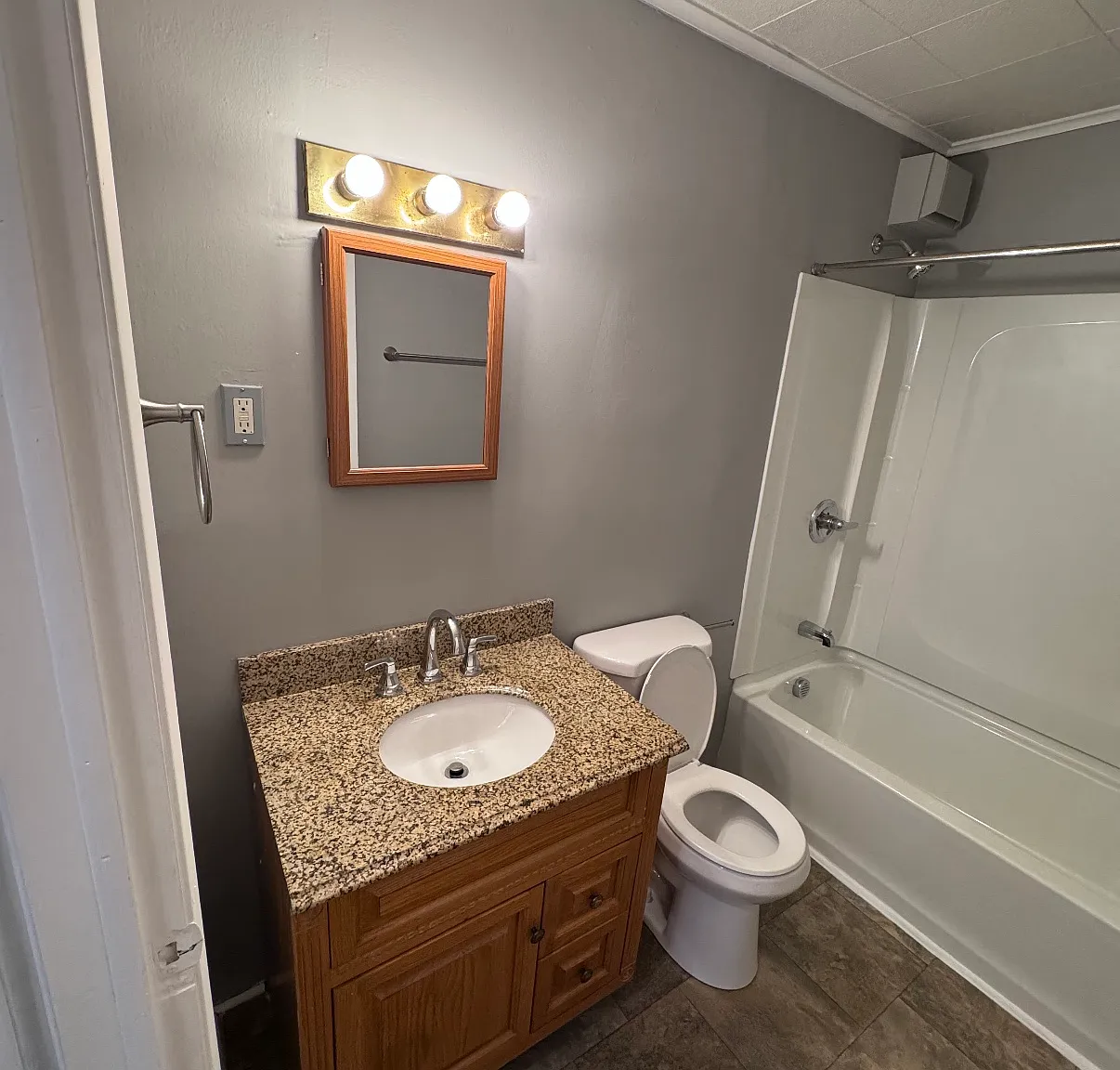349 Safford St — Photo 3
