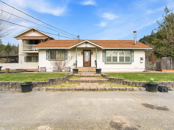 7511 Hugo Rd, Grants Pass, OR 97526