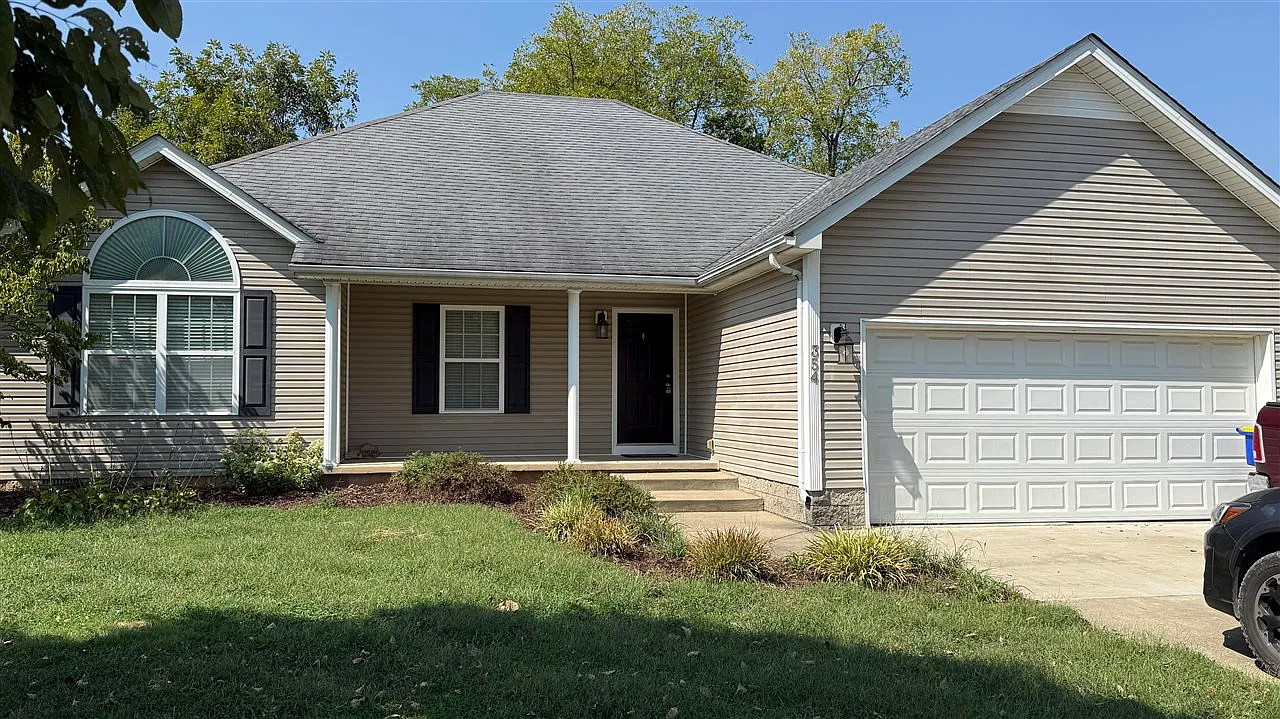 3 bed, 1853 sqft, $1,900 — Photo 1