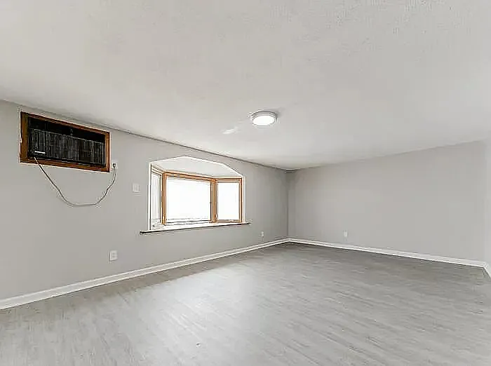 9122 Trefore Ave — Photo 7