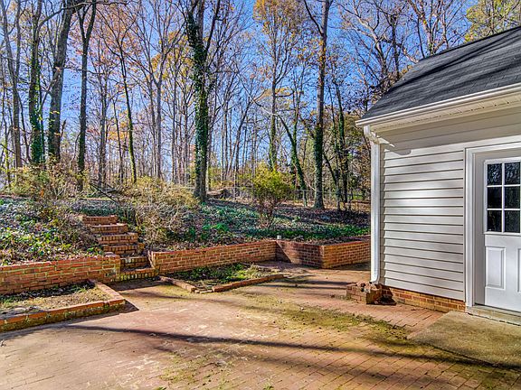 4th image of 4405 Kingsland Dr