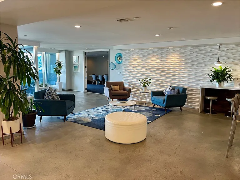 525 E Seaside Way #709 — Photo 11