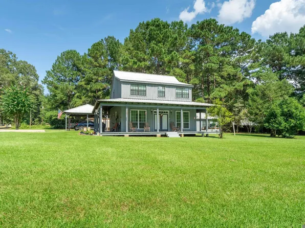 10626 Camelot Sq, Saint Francisville, LA 70775