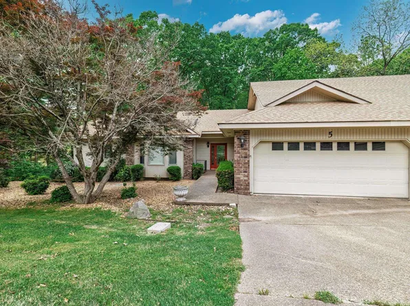 5 Emanuel Dr, Hot Springs Village, AR 71909