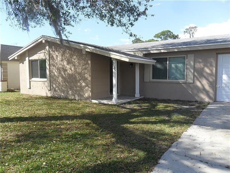 1st image of 3907 Claremont Dr