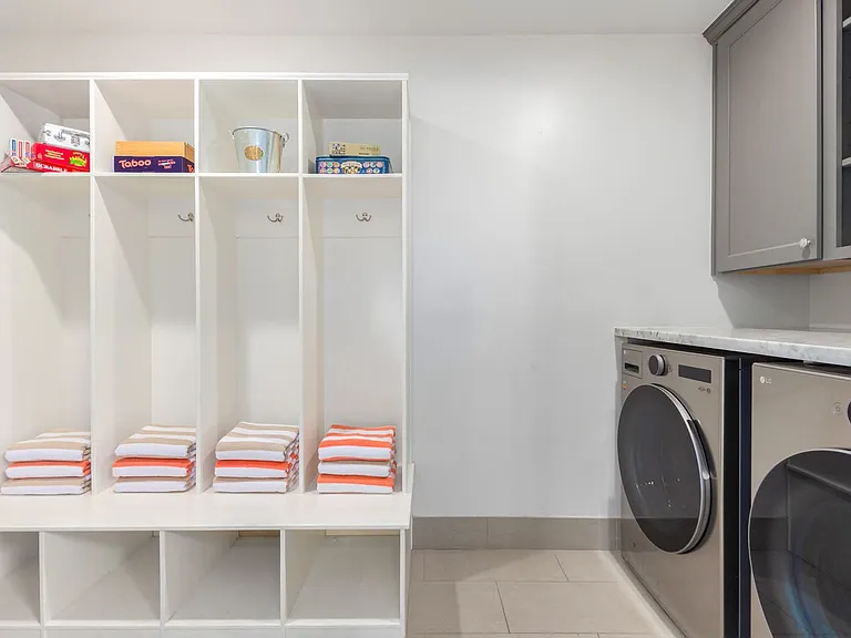 Laundry Room Cabinet