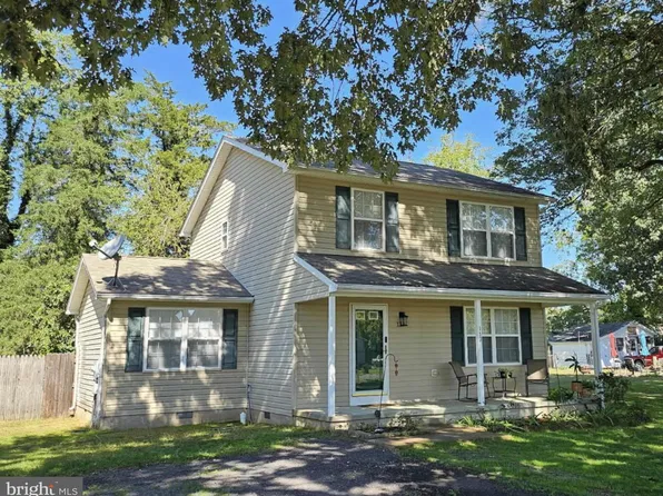 117 2nd St, Colonial Beach, VA 22443