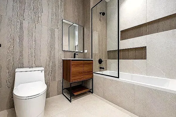 Bathroom, photo 1