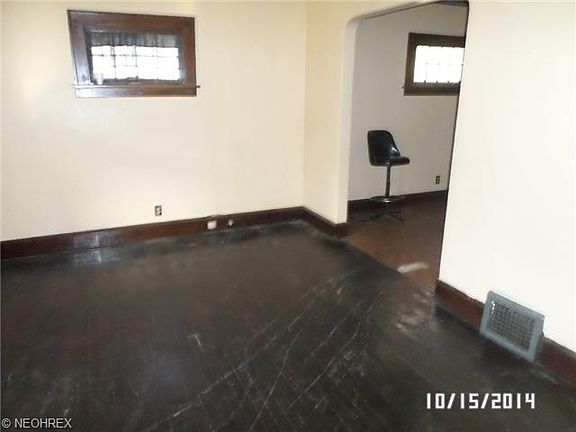 2nd image of 13617 Eaglesmere Ave
