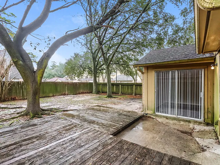 16602 Quiet Trail Dr — Photo 20