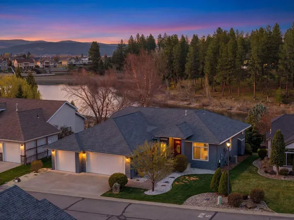 859 S Shelley Lake Ln, Veradale, WA 99037