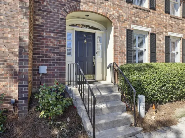 19 Jefferson Hill Pl NE, Atlanta, GA 30342