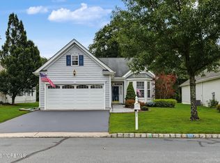 18 Blyth Ln, Jackson, NJ 08527