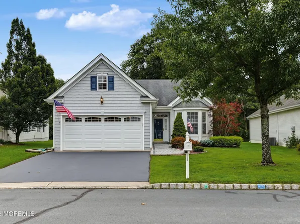 18 Blyth Lane, Jackson, NJ 08527
