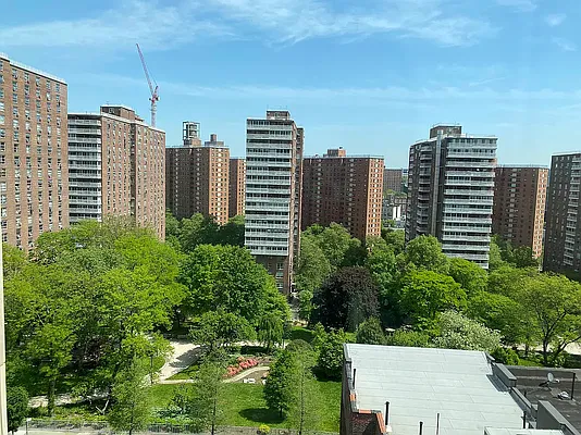 Rented by Douglas Elliman | media 20