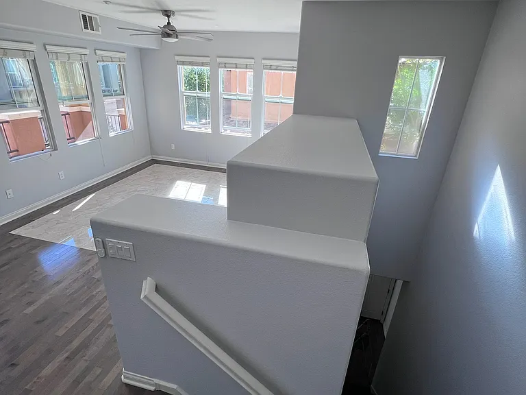 1346 Sky Ridge Ct — Photo 6