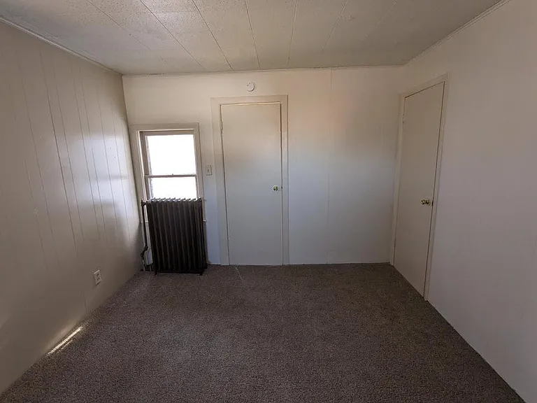 501 W Adams St #3 — Photo 6