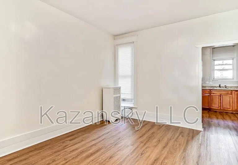 4808 N Franklin St — Photo 6