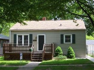 1207 Greenwood Ave, Green Bay, WI 54304