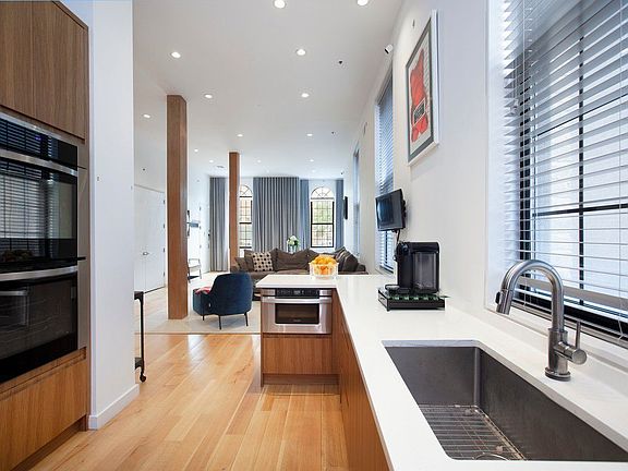 5th image of 541 Leonard St #A