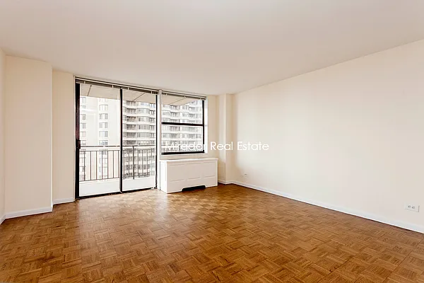 Rented by Mirador Real Estate | media 31