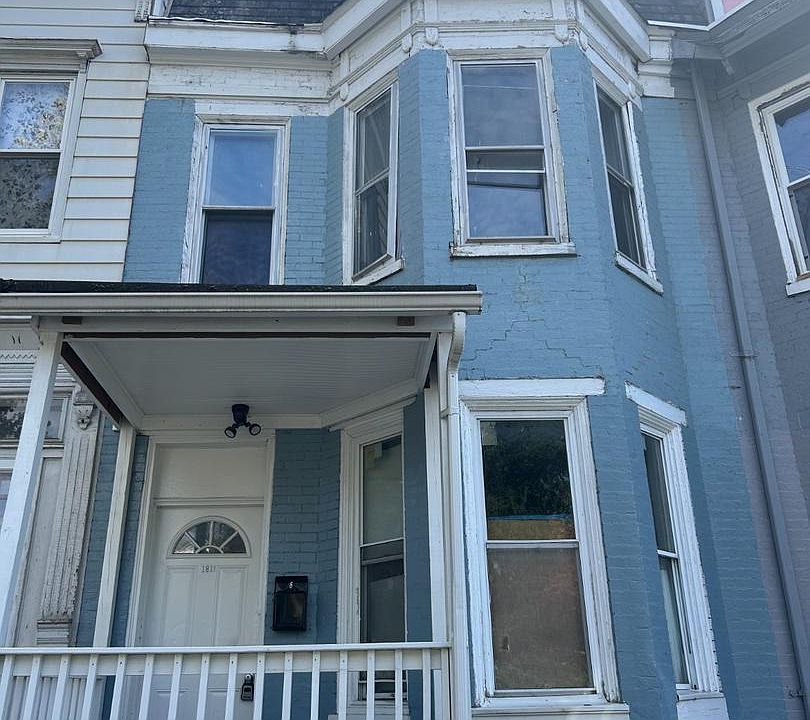 1st image of 1811 Market St