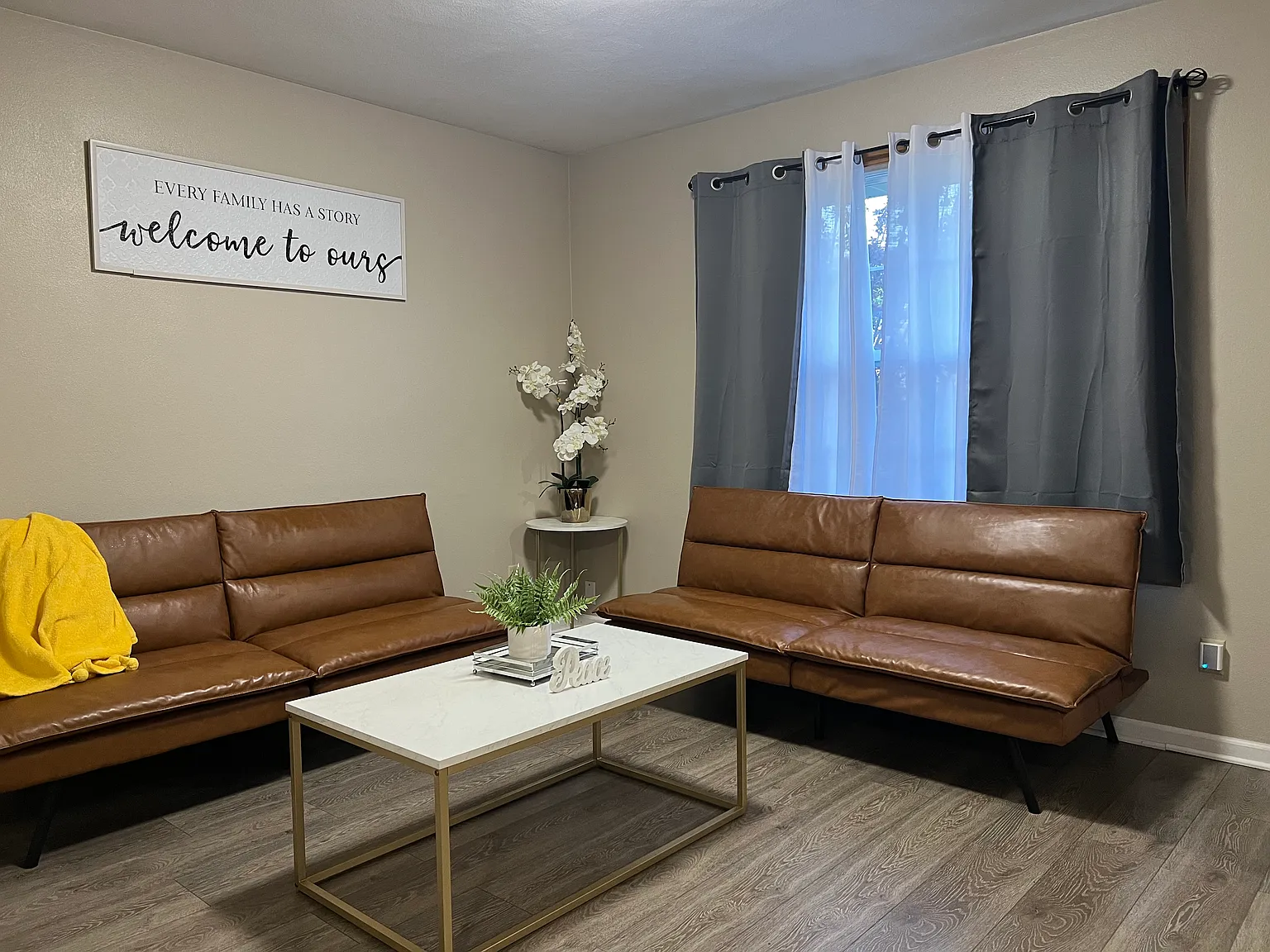 3 bed, 1.5 bath, 1436 sqft, $8,600 — Photo 4