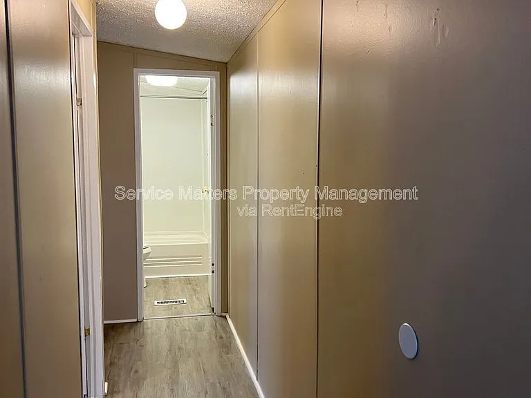 4819 Douglas Dr — Photo 10