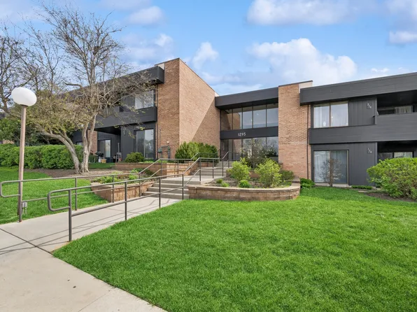 1295 N Sterling Ave Unit 208, Palatine, IL 60067