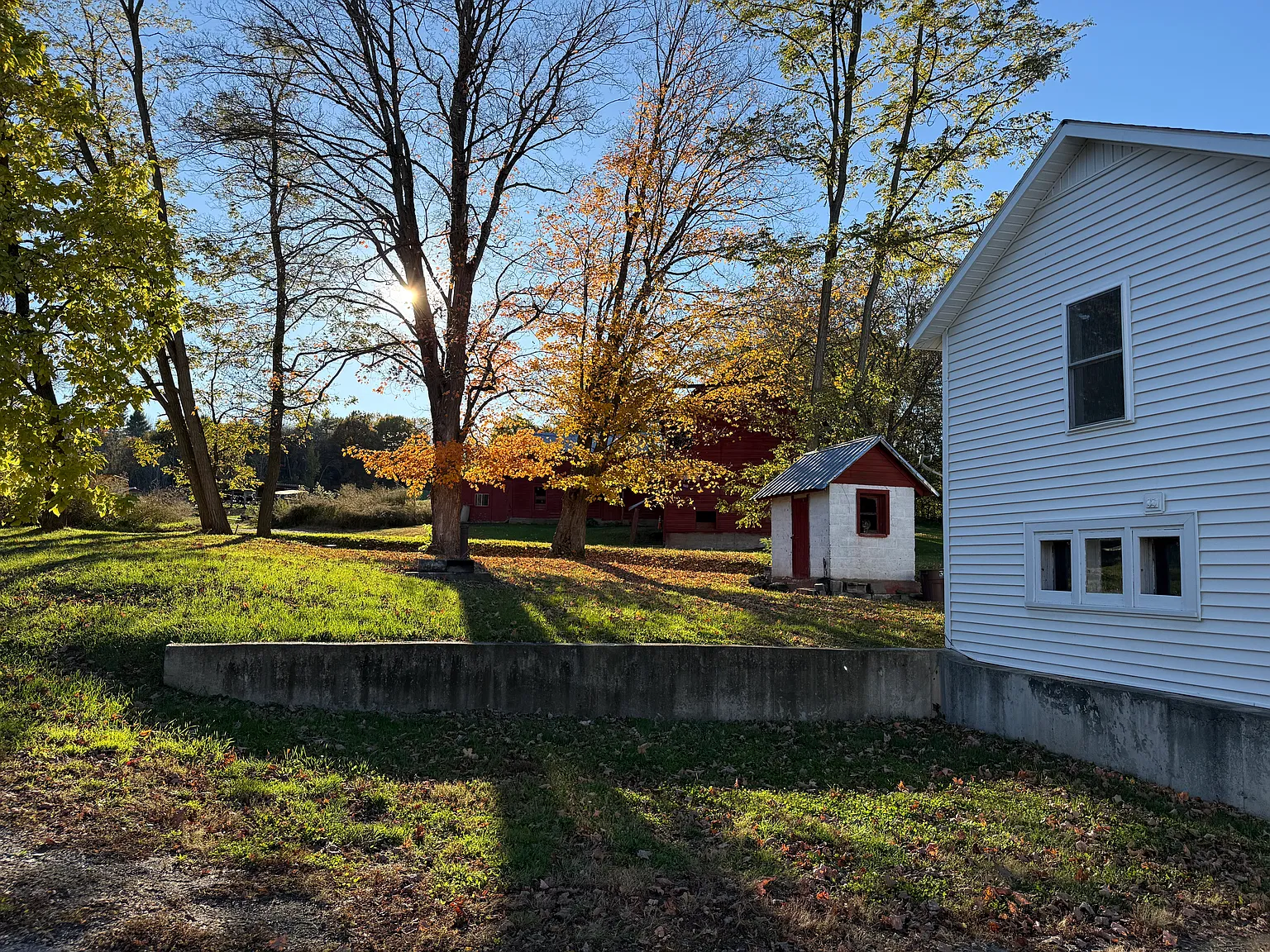 2 bed, 1000 sqft, $1,500 — Photo 1