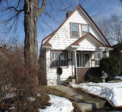 1st image of 3005 44th Ave S