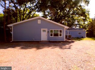 100 Clarkton Ct, Lemoyne, PA 17043