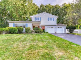 32 Bosko Dr, East Brunswick, NJ 08816