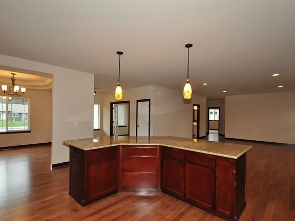 4th image of 7116 Interurban Blvd