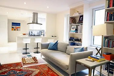 Rented by Barlavi Inc.