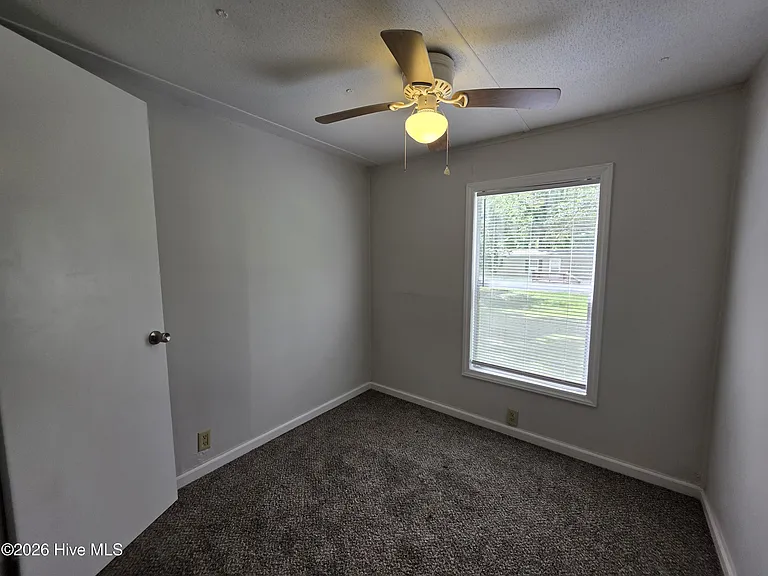 1133 Pickett Rd #6 — Photo 10