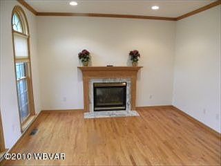 2nd image of 2135 Stopper Dr