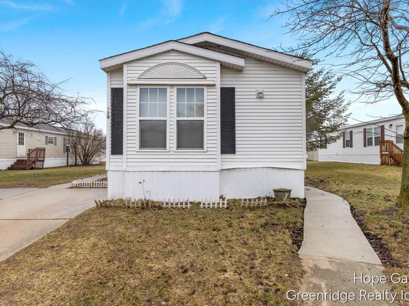 360 E Tuttle Rd #183, Ionia, MI 48846