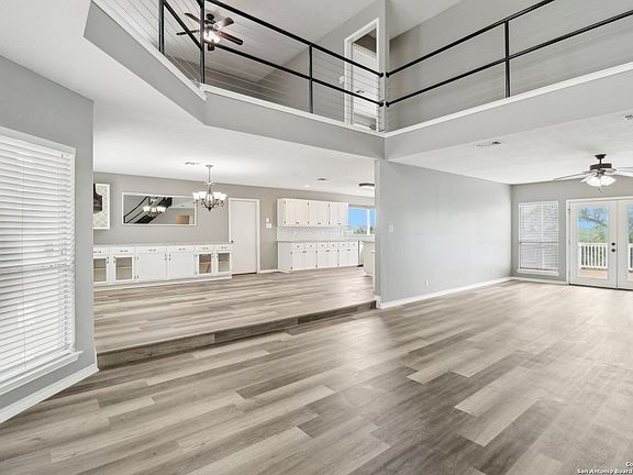 2nd image of 27708 RAMBLEWOOD ST