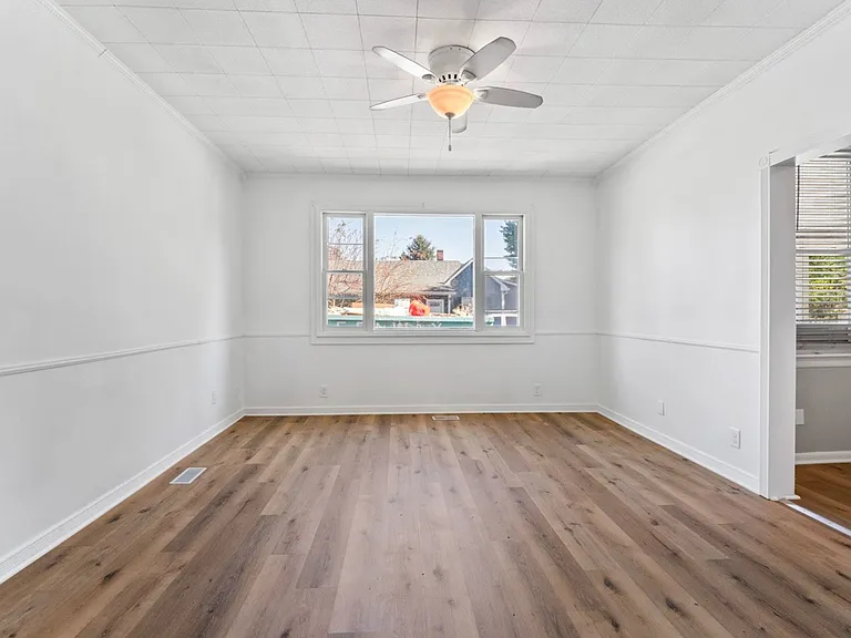 1485 Central Ave — Photo 9