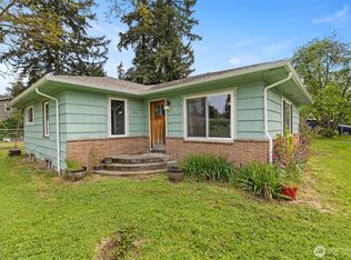 454 SW 142nd St, Seattle, WA 98166