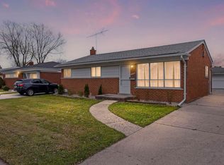 16850 May St, Eastpointe, MI 48021