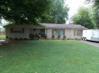 1589 Oxford Way, Bowling Green, KY 42103