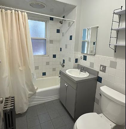 3rd image of 88 Beechcroft St #2B