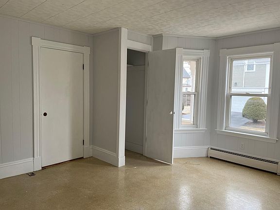3rd image of 22 James St #1
