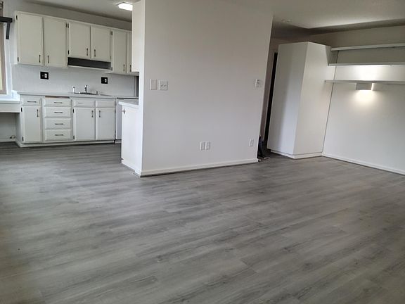 3rd image of 3005 N Highland Ave