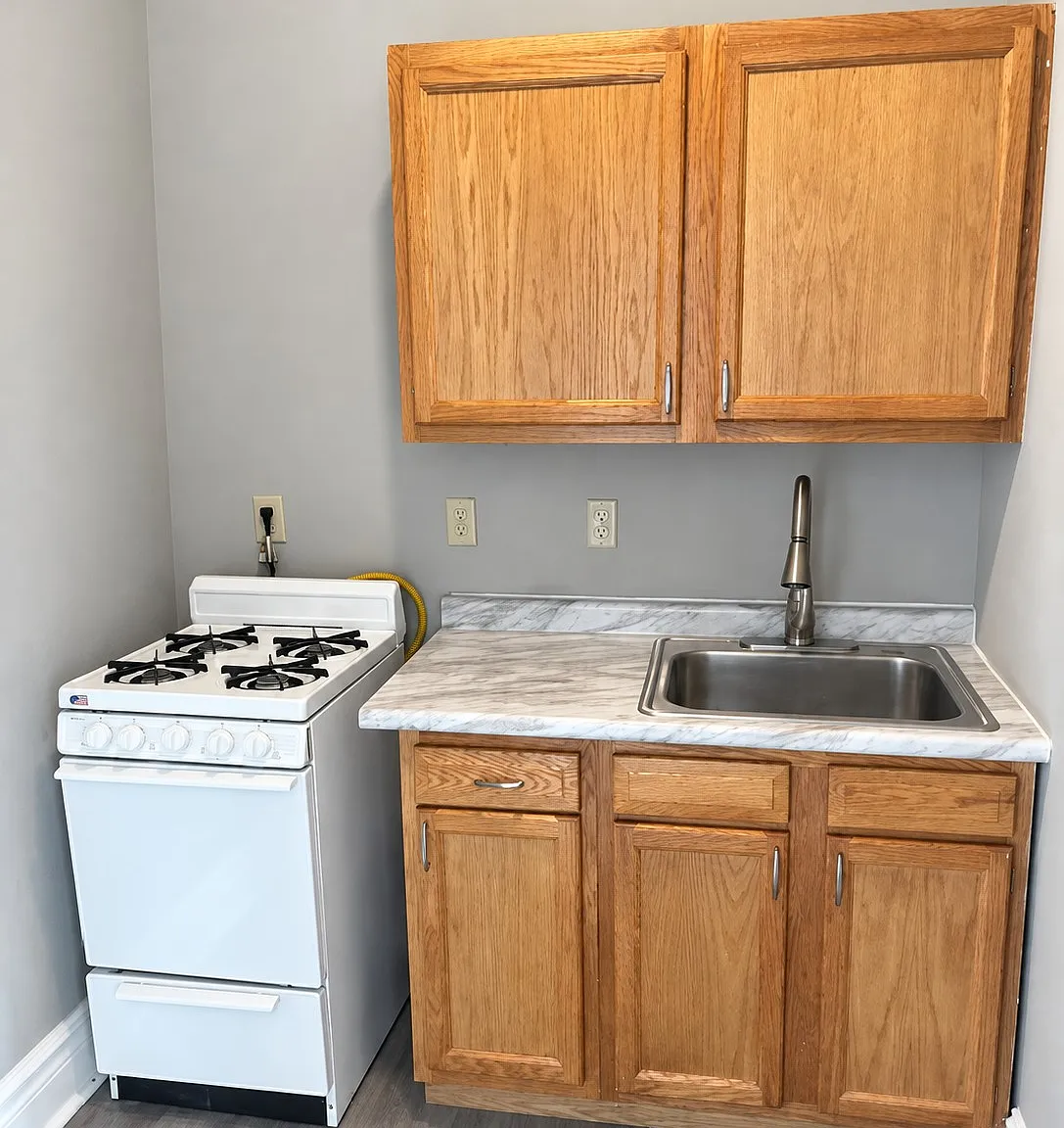 4343 Montgomery Rd — Photo 4
