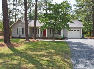 390 Sandhill Cir, Pinehurst, NC 28374