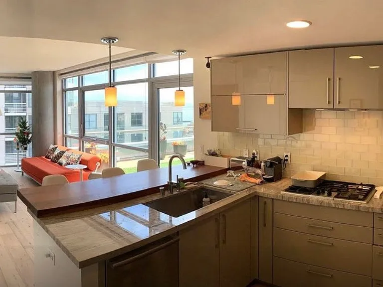 72 Townsend St #805 — Photo 5